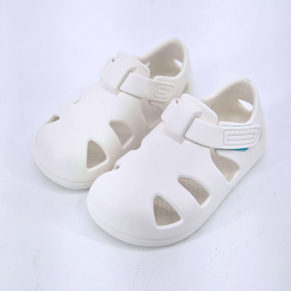 Ten Little Splash Sandals Toddler Water Shoes Soft White Closed Toe Size 9 NEW